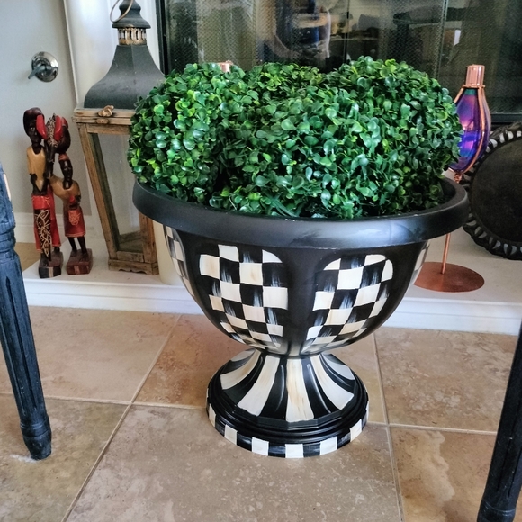 Pair of 15x18 acrylic urn planters hand-painted by me I have many available - Picture 4 of 4